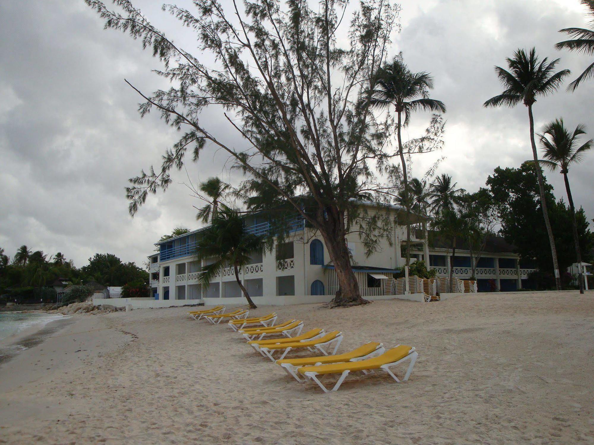 Starfish Discovery Bay Holetown Exterior foto